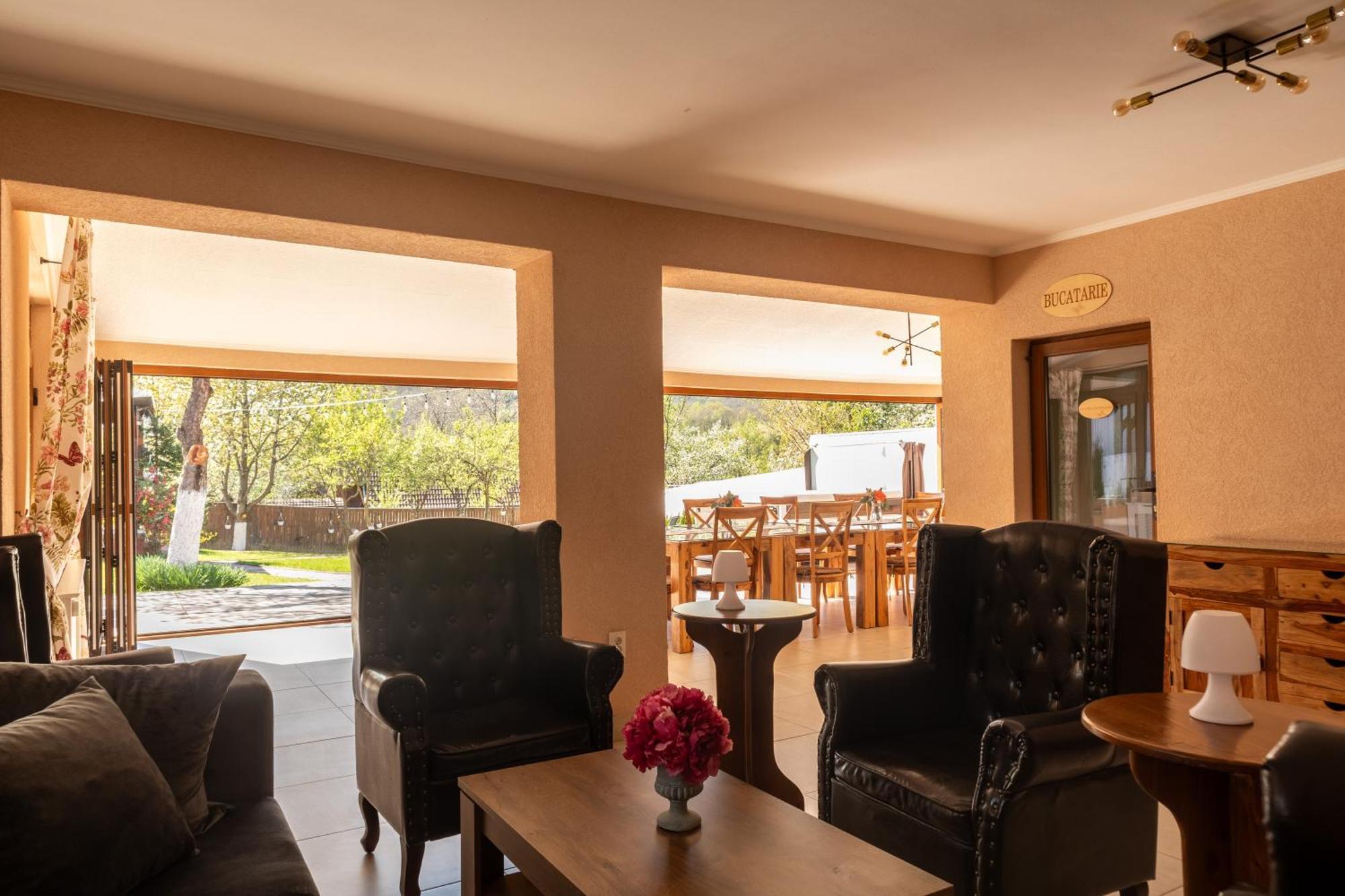Отель Vila Crisalia Sibiel -Sibiu (Adults Only) Экстерьер фото